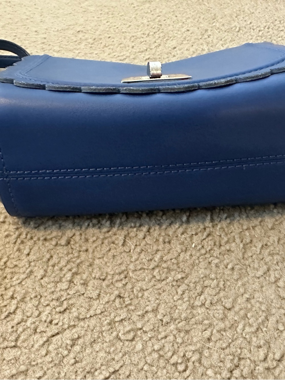 Kate Spade Scallop Royal Blue Smooth Leather Crossbody - Picture 4 of 7